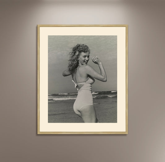 Marilyn Monroe, Tobey Beach 1949 Poster Print Canvas, Spring Break with Marilyn, André De Dienes, Vintage Poster, Wall Art, Gift Canvas