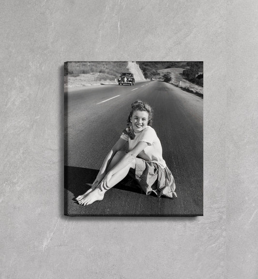 Marilyn Monroe Photo Poster Print Canvas, Black and White photo, Famous American actress, Vintage Poster, Advertising Poster