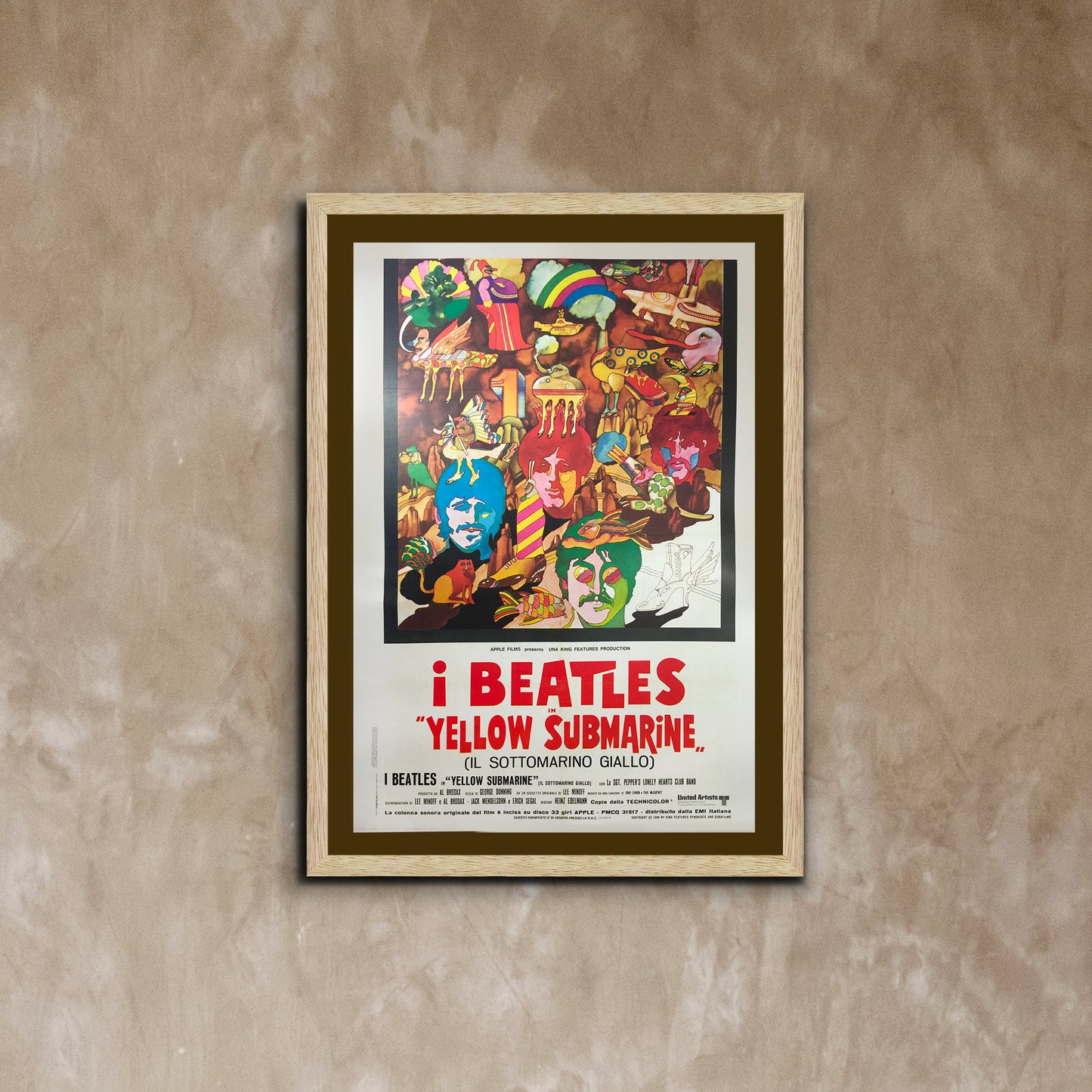 The Beatles Yellow Submarine 1968 Spanish Film Poster Framed Canvas Print, Vintage Poster, Advertising Poster, Movie Poster, Metal Poster