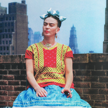 Frida Kahlo in New York 1946 Exclusive Frame Canvas, Frida Kahlo style, Photography by Nickolas Muray, Mexico, canvas Wall Art Decoration